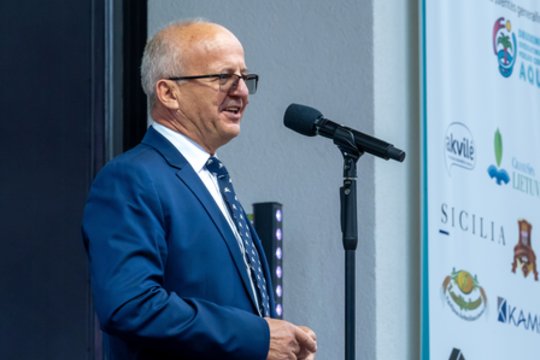 Prienų mero A. Vaicekausko „čekiukų" byla: išvyko į Kėdainius, kurą pirko Kauno rajone