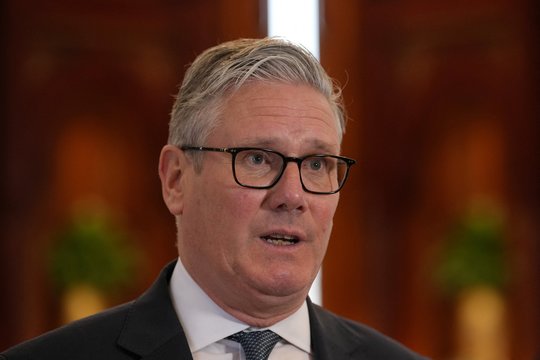 JK ministras pirmininkas spaudžiamas atsistatydinti