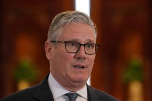 JK ministras pirmininkas spaudžiamas atsistatydinti