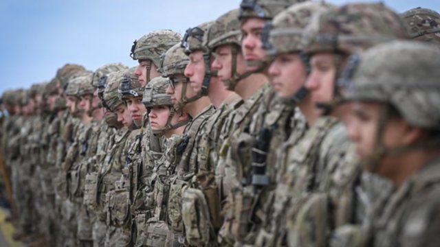 Užsiminė apie naują Aljansą, kuris pakeistų NATO: jame – JAV nėra