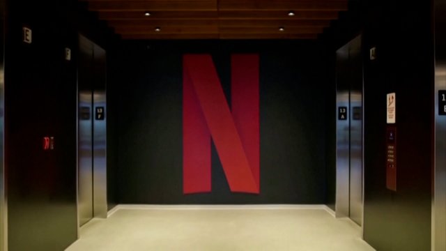 „Netflix“ – nemalonumai dėl šnipinėjimo: daugelį metų sekė ir pardavinėjo žmonių įpročius