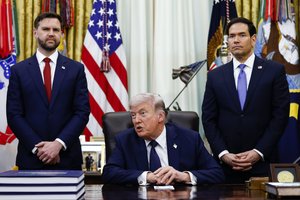 D. Trumpas pavadino J. D. Vance’ą ir M. Rubio Baltųjų rūmų „svajonių komanda“