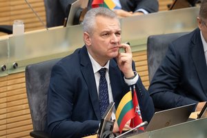 VDU nušalino V. Jukną nuo kanclerio pareigų, aplinkybėms tirti sudarė komisiją