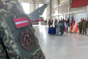 Latvijos ambasadorius NATO: už į mūsų šalį įskridusius dronus pirmiausiai esame atsakingi patys