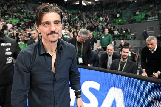 Aistros kyla: „Panathinaikos“ bosas atvyko į Ispaniją, „Valencia“ stiprina apsaugą