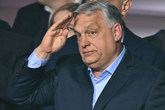 Parodė, kur karaliavo V. Orbanas su savo ministrais: prabanga atima žadą
