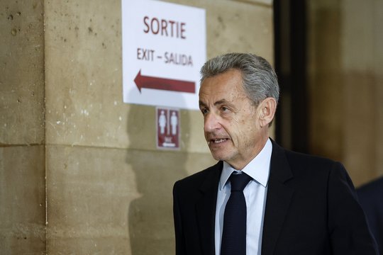 Apeliaciniame procese prokuratūra vėl reikalauja skirti N. Sarkozy septynerių metų kalėjimo bausmę