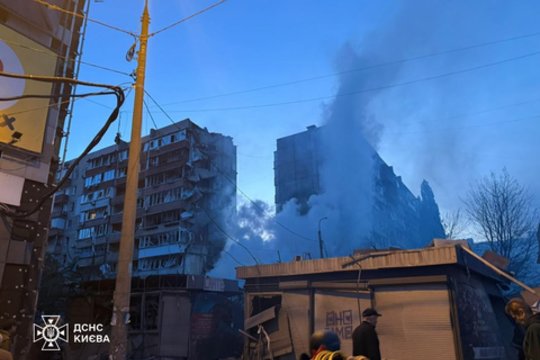Karas Ukrainoje. Okupantai puolimo nestabdė ir naktį: visoje Ukrainoje aidėjo pavojaus signalai