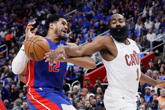NBA Rytų konferencijos nugalėtojai vėl atsidūrė ant bedugnės krašto