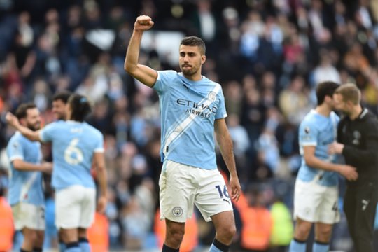 „Manchester City“ tęsia kovą dėl „Premier“ lygos titulo