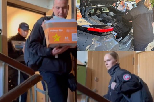Užfiksavo, kaip pareigūnai iš „aušriečių“ būstinės išsinešė kelias dėžes su dokumentais