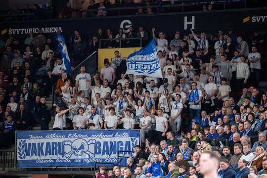 „Vakarų Banga“ kirto „Žalgirio“ fanams atgal: „Esate veidmainiai, norintys „šventos karvės“ statuso“
