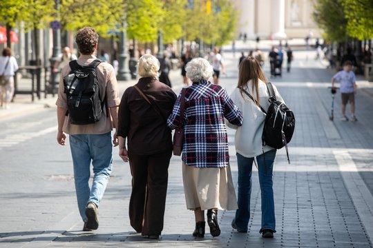 Prieš savaitgalį – sinoptikų prognozė: bus šilta, bet sulauksime ir lietaus