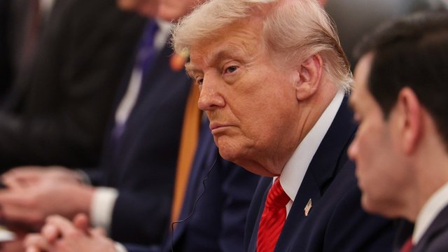 Mano, kad Kinijai paranku prispausti JAV: D. Trumpas padarė vieną klaidą