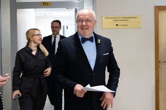 Seime įvyko pirmosios pagalbos mokymai: mediko profesiją turintis J. Olekas įgūdžius primiršo