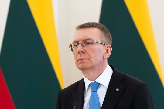 Latvijos prezidentas pradėjo susitikimus su parlamentinėmis partijomis dėl naujos koalicijos