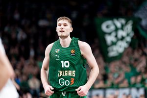 Du kėlinius snaudęs „Žalgiris“ pabudo – varžovams sukratė 108 taškus