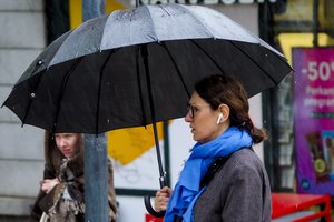 Savaitė prasidės su trenksmu: dalyje Lietuvos – smarkūs lietūs, klius ir perkūnijos