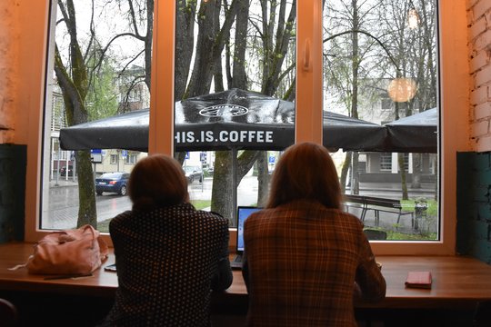 Vienas pokalbis pakeitė viską: sesės gavo pasiūlymą, kurio nesitikėjo