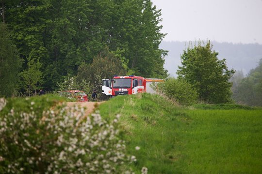 Naujausios žinios apie droną Utenos rajone: aptiko žolę pjovęs gyventojas, greičiausiai – ne „Shahed“ tipo