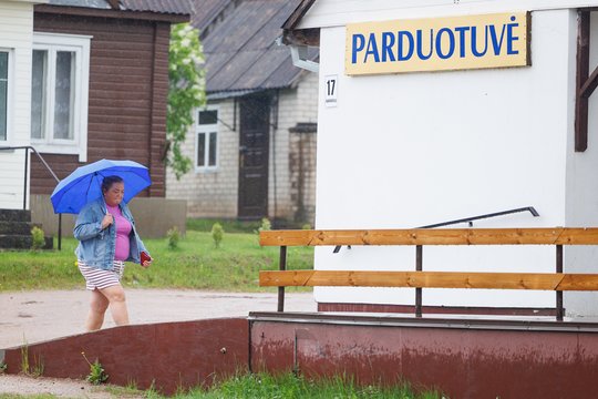 Dar vienas drono incidentas – vietinių akimis: priminė „britvos“ garsus, kai kurie iki šiol jaučiasi nesaugūs