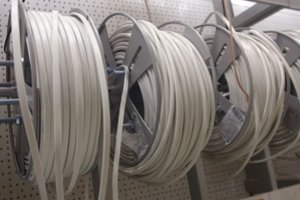 Šiauliuose pavogtos 6 ritės varinių kabelių, o Vilniuje – elektros kabelių už 2 000 eurų