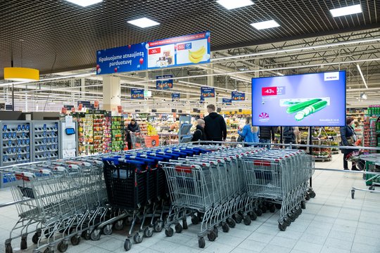 „Maxima“ skubiai atšaukia šią prekę: pirkėjų prašoma nevartoti, grąžinti ir atsiimti pinigus