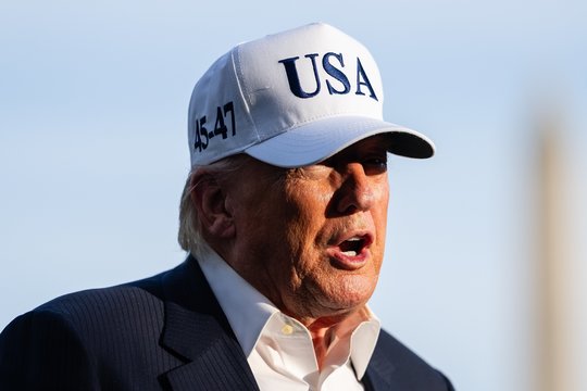 D. Trumpui kalbant apie atidėtą puolimą – Irano įspėjimas
