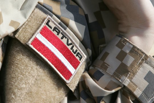 Latvijoje – dar vienas oro pavojus: pakelti NATO naikintuvai