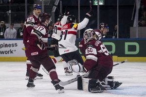 Latviai antrą kartą suklupo pasaulio ledo ritulio čempionate