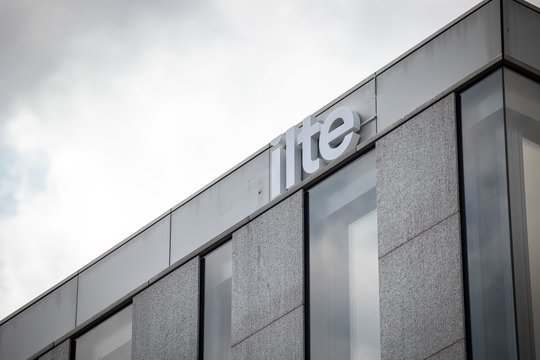 Gyventojų indėlius ketina panaudoti paskoloms per ILTE: G. Nausėda prakalbo apie galimybę teikti pagalbą verslui