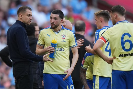 Neįtikėtina: už varžovų šnipinėjimą „Southampton“ uždrausta patekti į „Premier“ lygą