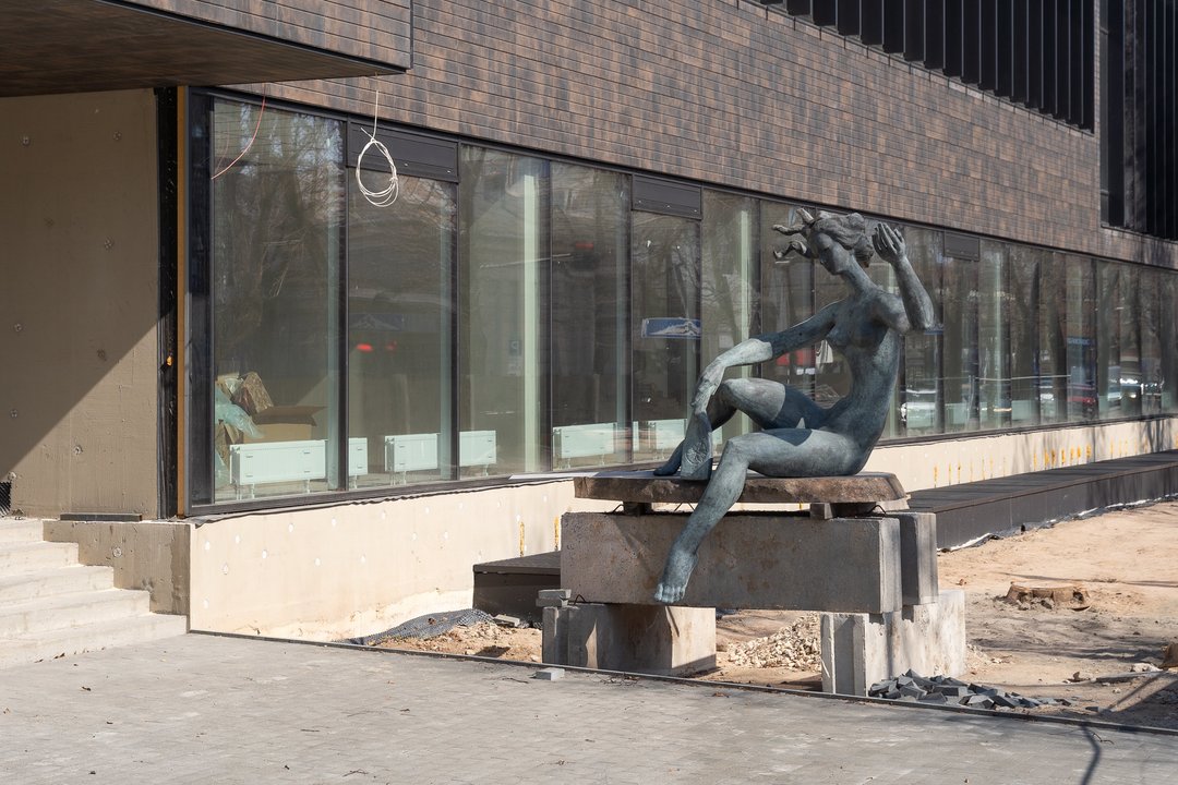 Šios Kauno skulptūros likimas primena detektyvą: vagys, nupjauta galva ir slėpimas ant stogo