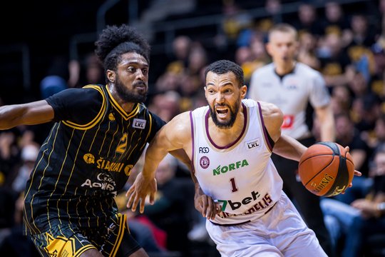 J. Morriso desperatiškas metimas „Lietkabelį“ priartino prie LKL pusfinalio