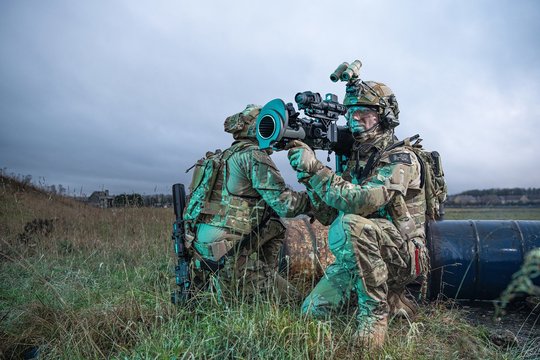 KAM perka granatsvaidžius „Carl-Gustaf“