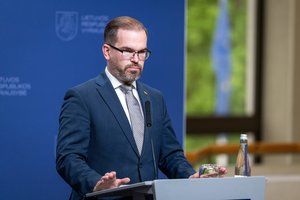 Dalyje Latvijos vėl skelbiant oro pavojų – R. Kauno žinia Lietuvos gyventojams