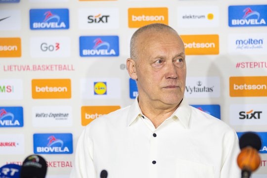 Rinktinės sąraše – skambios pavardės, realybėje – nežinomybė: R. Kurtinaitis kalbėjo mįslingai
