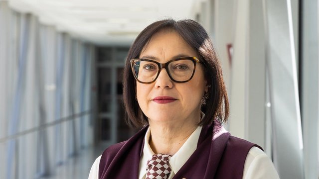 Ministrė sutiko, kad ne visos mokyklos į oro pavojų sureagavo tinkamai: atsakomybė tenka ir tėvams