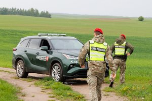 Utenos rajono meras: daug žmonių susirinko priedangose, vaikai vedami į saugias vietas