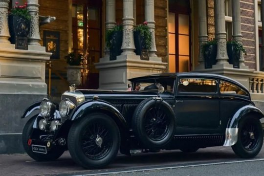 Uždarame aukcione – tobula „Bentley Blue Train“ kopija: parduoda už milžinišką sumą