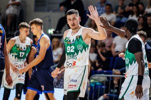 Neįprastai pradėtose rungtynėse „Žalgiris“ lengvai žengė į LKL pusfinalį