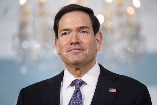 M. Rubio: sąjungininkams reikia „plano B“, jei Iranas laikys Hormuzo sąsiaurį uždarytą