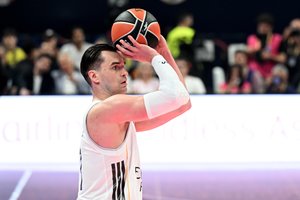 Rekordais pažymėtoje dvikovoje Madrido „Real“ žengė į Eurolygos finalą