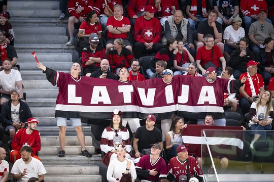 Fantastika: Latvijos ledo ritulininkai patiesė pasaulio ir olimpinius čempionus!