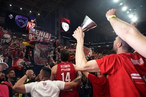 Po triumfo Eurolygoje – skambus „Olympiakos“ ėjimas už aikštės ribų