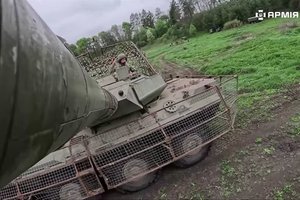 Pademonstravo, kaip Ukrainoje naudojamas retas itališkas „tankų naikintojas“