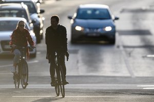 Vairuotojams Šiauliuose siūlo perplanuoti maršrutus – mieste uždarytas svarbus posūkis
