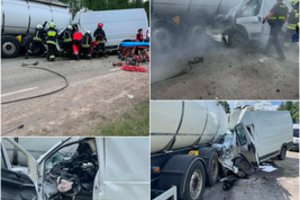 Didelė avarija Biržų r.: po stipraus susidūrimo iš nuolaužų išvaduotas vyras mirė ligoninėje