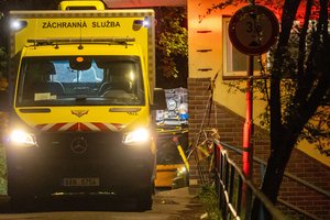 Ugandoje patvirtinti dar du Ebolos infekcijos atvejai