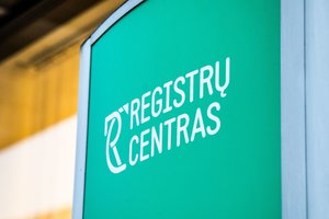 Po Registrų centro duomenų nutekinimo prakalbo ir nukentėję politikai: „Kelia dar daugiau klausimų“